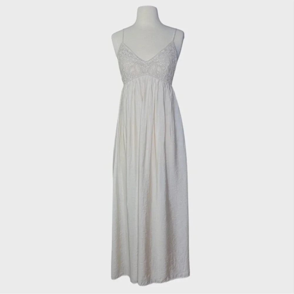 Abercrombie and Fitch Small Khaki Color Cottage Core Coastal Maxi Dress‎ Crochet